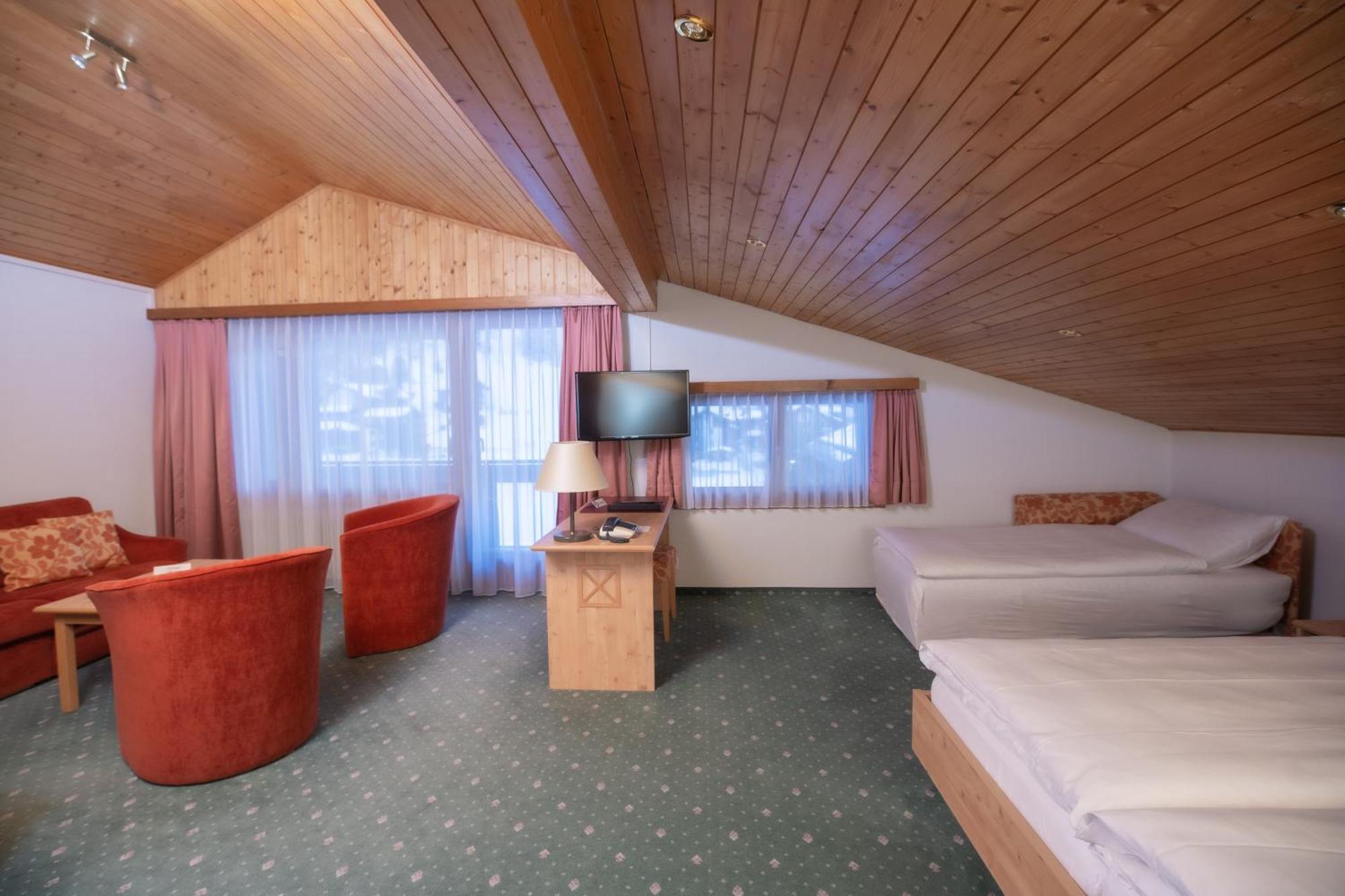 Hotel Alpenhof Saas-Almagell Extérieur photo