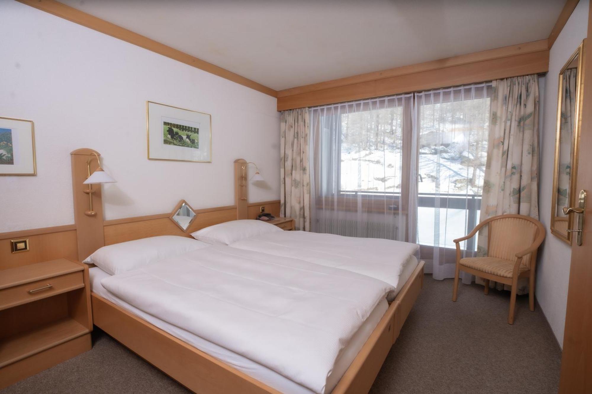 Hotel Alpenhof Saas-Almagell Extérieur photo