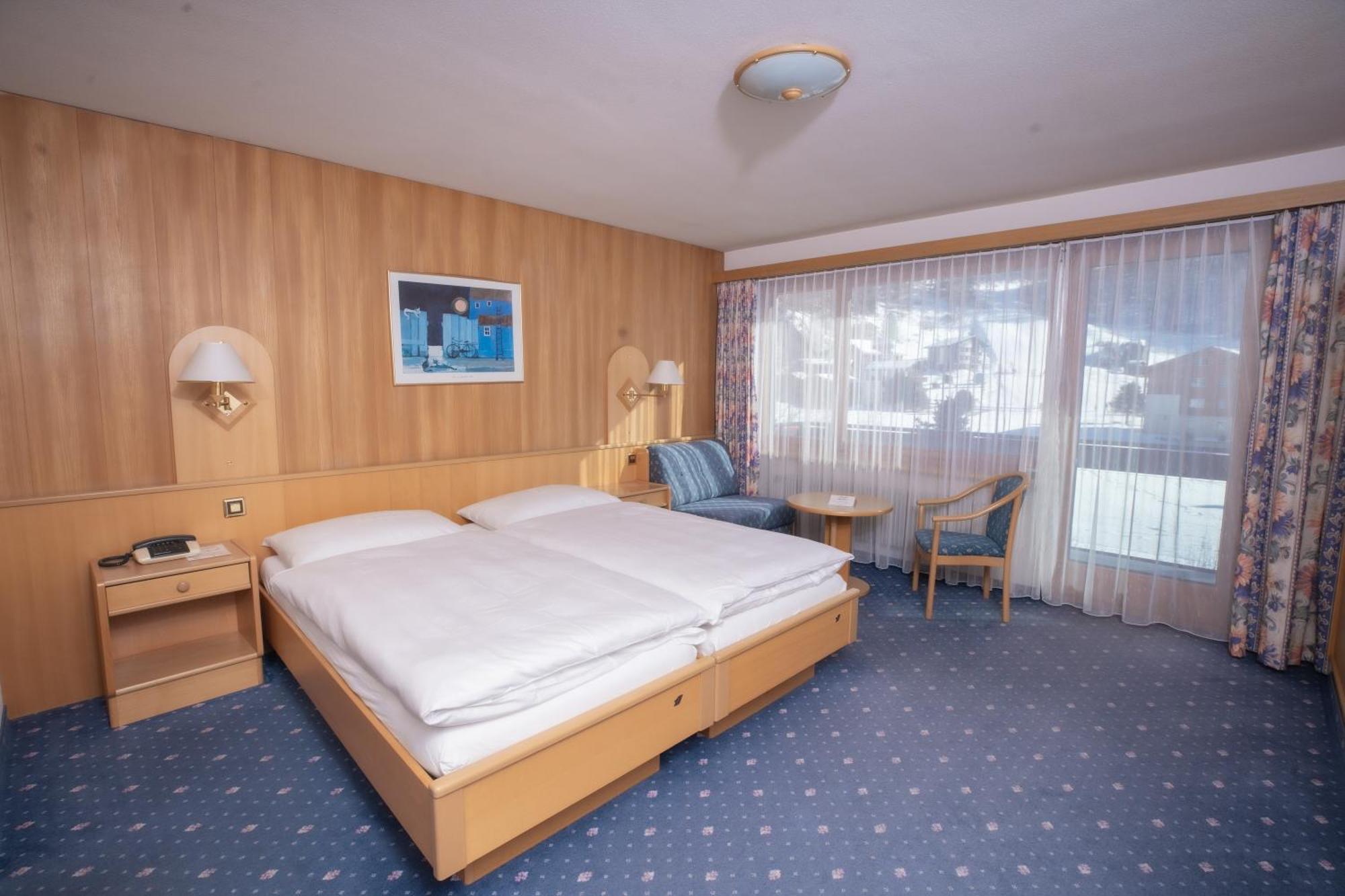 Hotel Alpenhof Saas-Almagell Extérieur photo