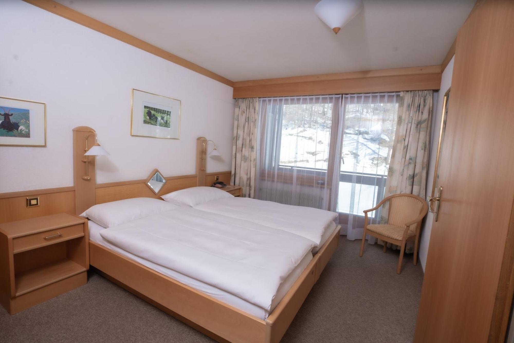 Hotel Alpenhof Saas-Almagell Extérieur photo