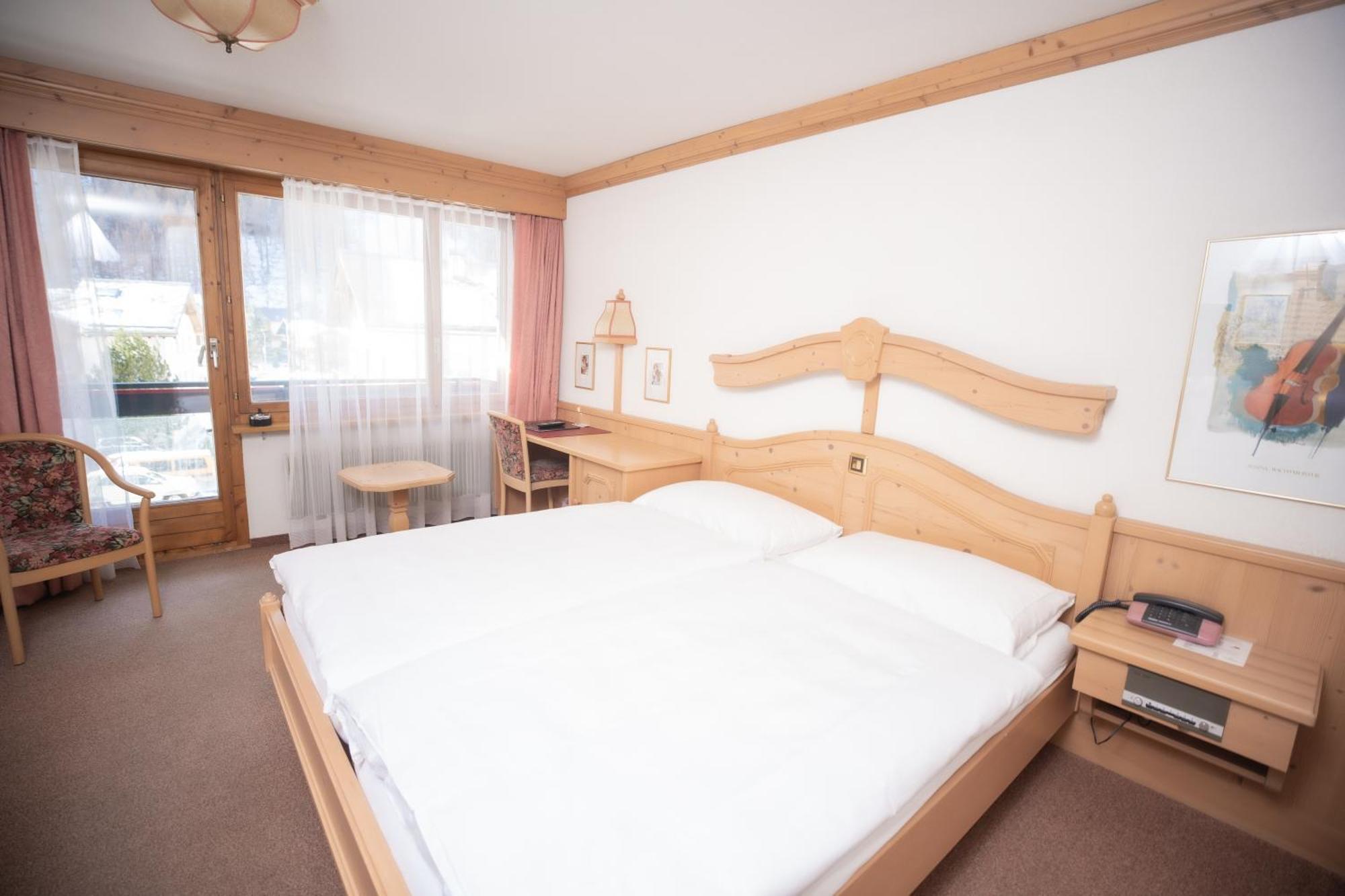 Hotel Alpenhof Saas-Almagell Extérieur photo
