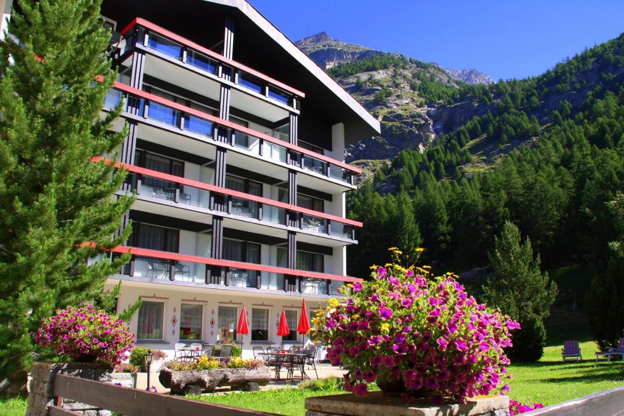 Hotel Alpenhof Saas-Almagell Extérieur photo